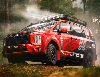 Mitsubishi Delica D:5 AXCR Support Car '2023–pr.
