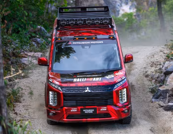 Mitsubishi Delica D:5 AXCR Support Car '2023–pr.