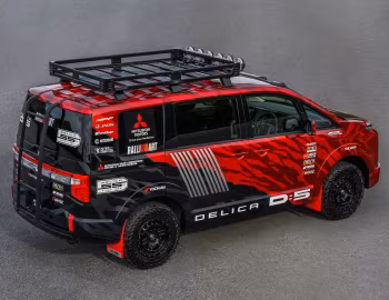 Mitsubishi Delica D:5 AXCR Support Car '2023–pr.