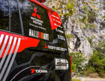 Mitsubishi Delica D:5 AXCR Support Car '2023–pr.