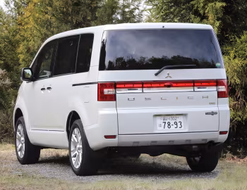 Mitsubishi Delica D:5 Chamonix '12.2007–11.2018