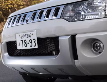 Mitsubishi Delica D:5 Chamonix '12.2007–11.2018