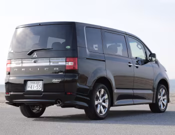 Mitsubishi Delica D:5 Roadest Royal Touring '10.2016–11.2018