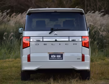 Mitsubishi Delica D:5 Urban Gear '12.2018–н.в.