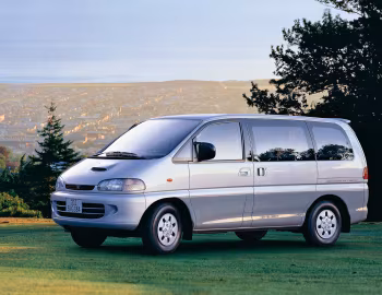 Mitsubishi Delica Space Gear (P4W) '05.1994–06.1997
