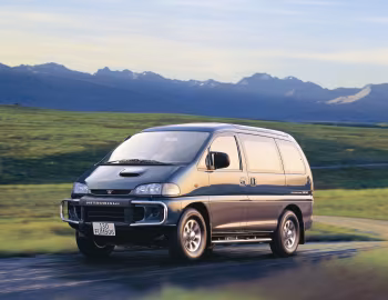 Mitsubishi Delica Space Gear 4WD '05.1994–06.1997