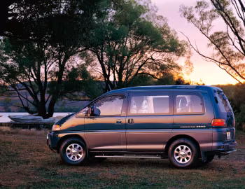 Mitsubishi Delica Space Gear 4WD '05.1994–06.1997