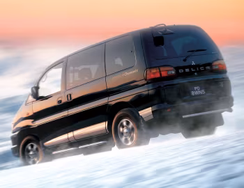 Mitsubishi Delica Space Gear Charmonix 4WD '09.1997–01.2007