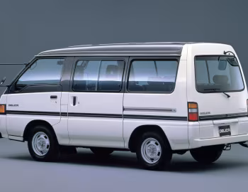 Mitsubishi Delica Star Wagon '06.1986–08.1988