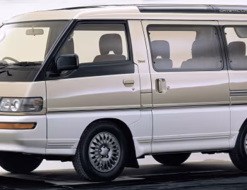 Mitsubishi Delica Star Wagon Exceed '09.1990–04.1994