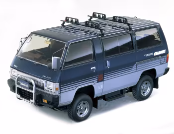 Mitsubishi Delica Star Wagon 4WD "Chamonix" '1985–86