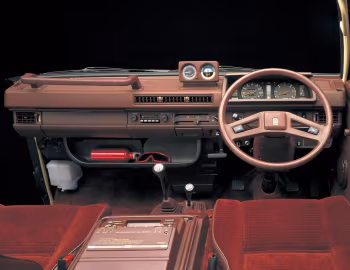 Интерьер Mitsubishi Delica Star Wagon 4WD "Chamonix" '1985–86