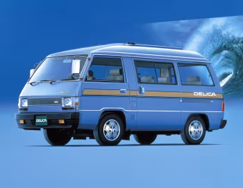 Mitsubishi Delica Star Wagon GLX '10.1982–85