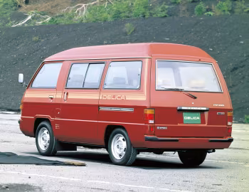 Mitsubishi Delica Star Wagon XL Super '10.1981–09.1982