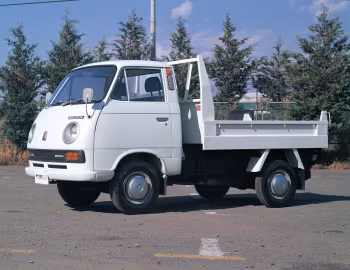 Mitsubishi Delica 75 Pickup Truck '10.1971–10.1974