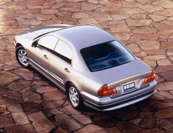 Mitsubishi Diamante [Japan] '02.1995–08.1997