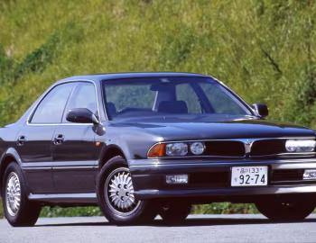 Mitsubishi Diamante 25V-SE [Japan] (F15A) '05.1990–09.1992