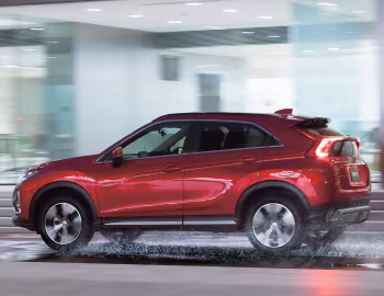 Mitsubishi Eclipse Cross [Japan] '03.2018–20