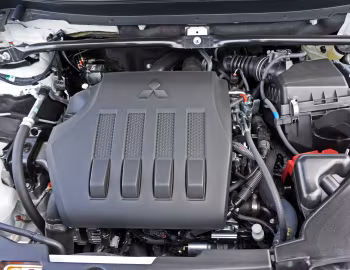 Sob o capô Mitsubishi Eclipse Cross [Taiwan] '2018–22