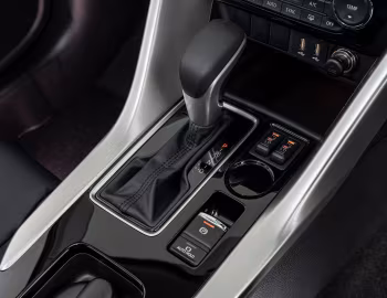 Interior Mitsubishi Eclipse Cross [South Africa] '2021–pr.