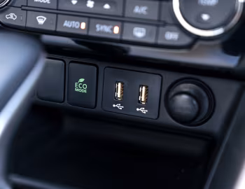 Interior Mitsubishi Eclipse Cross [Australia] '2020–pr.