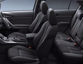 Інтер'єр Mitsubishi Eclipse Cross [Japan] '03.2018–20