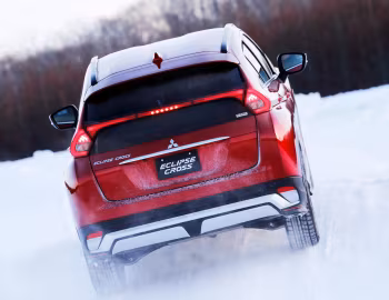 Mitsubishi Eclipse Cross [Japan] '03.2018–20