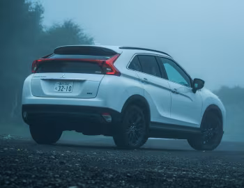 Mitsubishi Eclipse Cross "Black Edition" [Japan] '12.2018–20