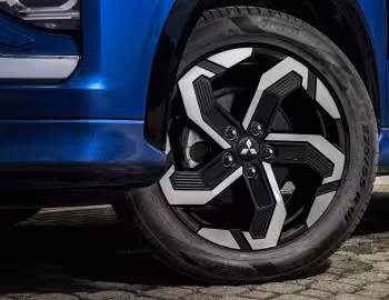 Mitsubishi Eclipse Cross HPE-S [Latam] '2022–pr.