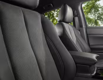 Інтер'єр Mitsubishi Eclipse Cross HPE-S "Black" [Brazil] '2025–н.ч.