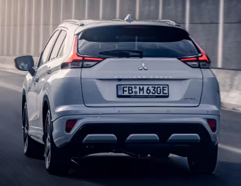 Mitsubishi Eclipse Cross Plug-in Hybrid [Worldwide] '2020–pr.