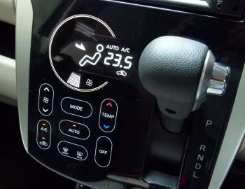 Interior Mitsubishi eK Wagon (B11W) '06.2013–10.2015