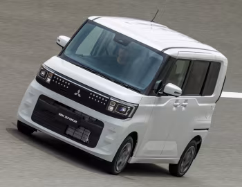 Mitsubishi eK Space '2025–pr.