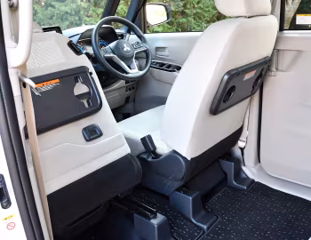 Interior Mitsubishi eK Space '03.2020–04.2023