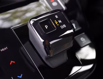 Interior Mitsubishi eK X EV '2022–26