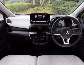 Painel frontal Mitsubishi eK X EV '2022–26