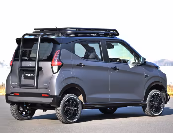 Mitsubishi eK X EV Smooth × Tough '01.2023