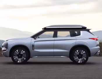 Mitsubishi Engelberg Tourer '03.2019