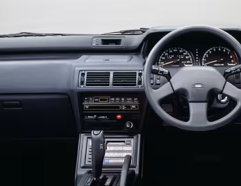 Торпедо Mitsubishi Eterna (E39A) '10.1988–04.1992