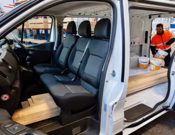 Interior Mitsubishi Express [Australia] (X82) '2020–22