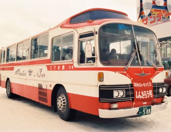 Mitsubishi Fuso K11 Panorama Decca '1976–79
