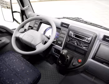 Торпедо Mitsubishi Fuso Canter [EU-spec] (FE7) '2002–10