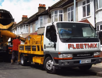 Mitsubishi Canter [UK-spec] (FE5) '1999–2002