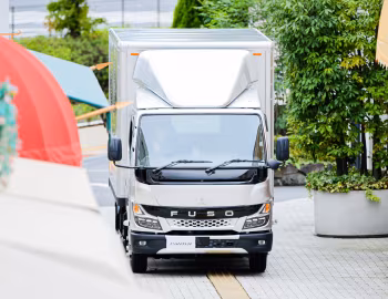 Mitsubishi Fuso Canter Flat Van [Japan] '11.2020–н.в.