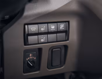 Interior Mitsubishi Fuso Canter [EU-spec] '12.2021–pr.