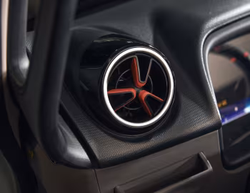 Interior Mitsubishi Fuso Canter [EU-spec] '12.2021–pr.