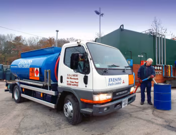 Mitsubishi Canter Refueller [UK-spec] (FE5) '1999–2002