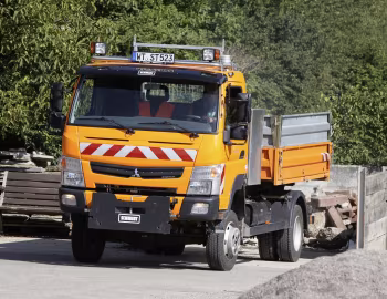 Mitsubishi Fuso Canter 6C18 4×4 mit Maytec AR-L 55 Abrollsysteme [Germany] '2014–22