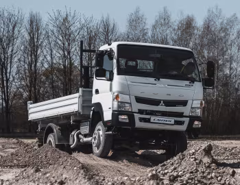 Mitsubishi Fuso Canter 6C18 4×4 three-way tipper [EU-spec] '2019–22