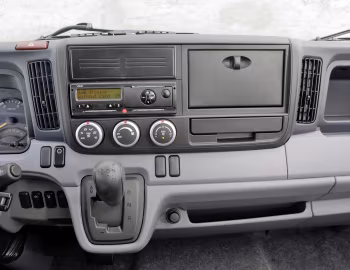 Торпедо Mitsubishi Fuso Canter 7C18 Chassis Cab [Portugal] '10.2011–22